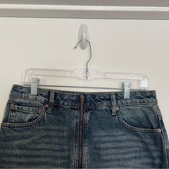 We The Free Blue Denim Front Zip Mini Skirt Size 30 / US 10 - Picture 4 of 9
